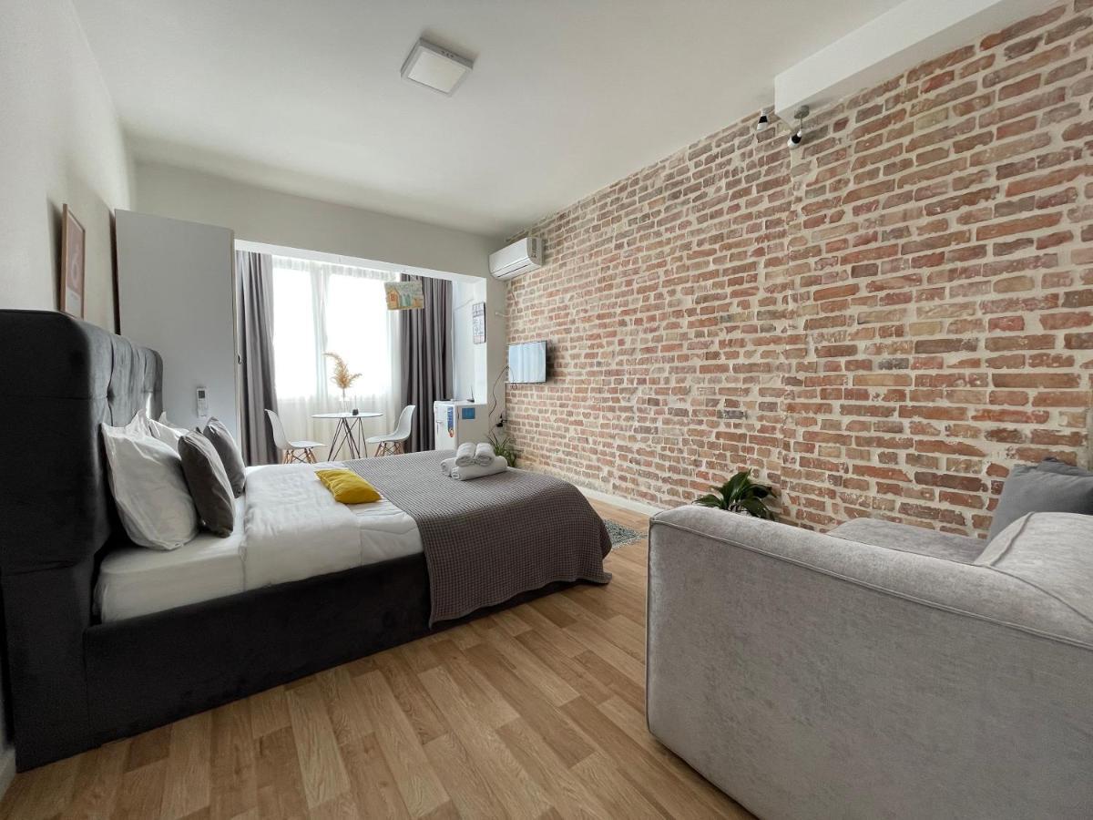 Bricks Апартаменты *